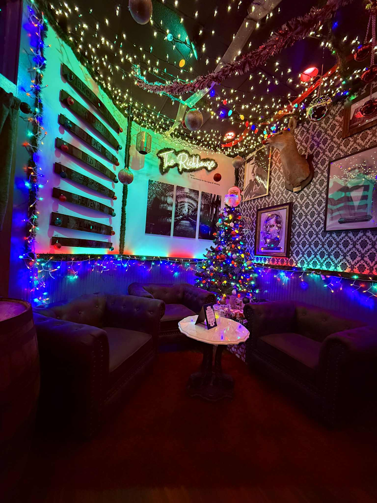 Avalon Ale House Rickhouse Speakeasy Speak Easy Whiskey Bar Hanover PA 17331 Florida Inspired Bar and Restaurant Nightlife Live Music